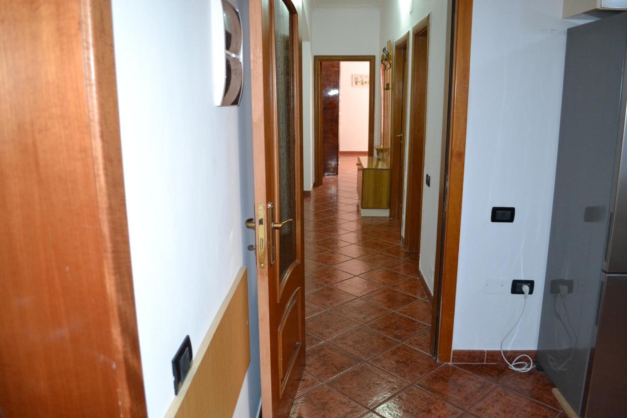 Central 5 Bedrooms Apartment Partial Seaview Vlorë Exterior foto